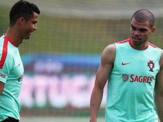 Bồ Đào Nha đón tin cực vui trước chung kết EURO 2016