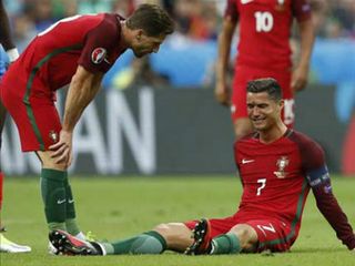 Bồ Đào Nha vô địch nhờ đội hình không có Ronaldo?
