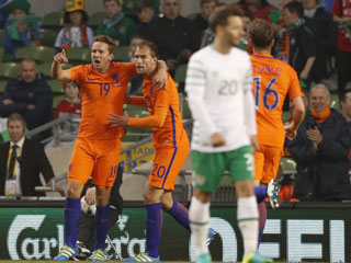 Ireland 1–1 Hà Lan: Bài học quý giá